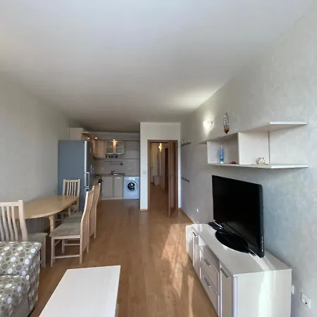 Rutland C8 Two Bedroom Apartment Ravda